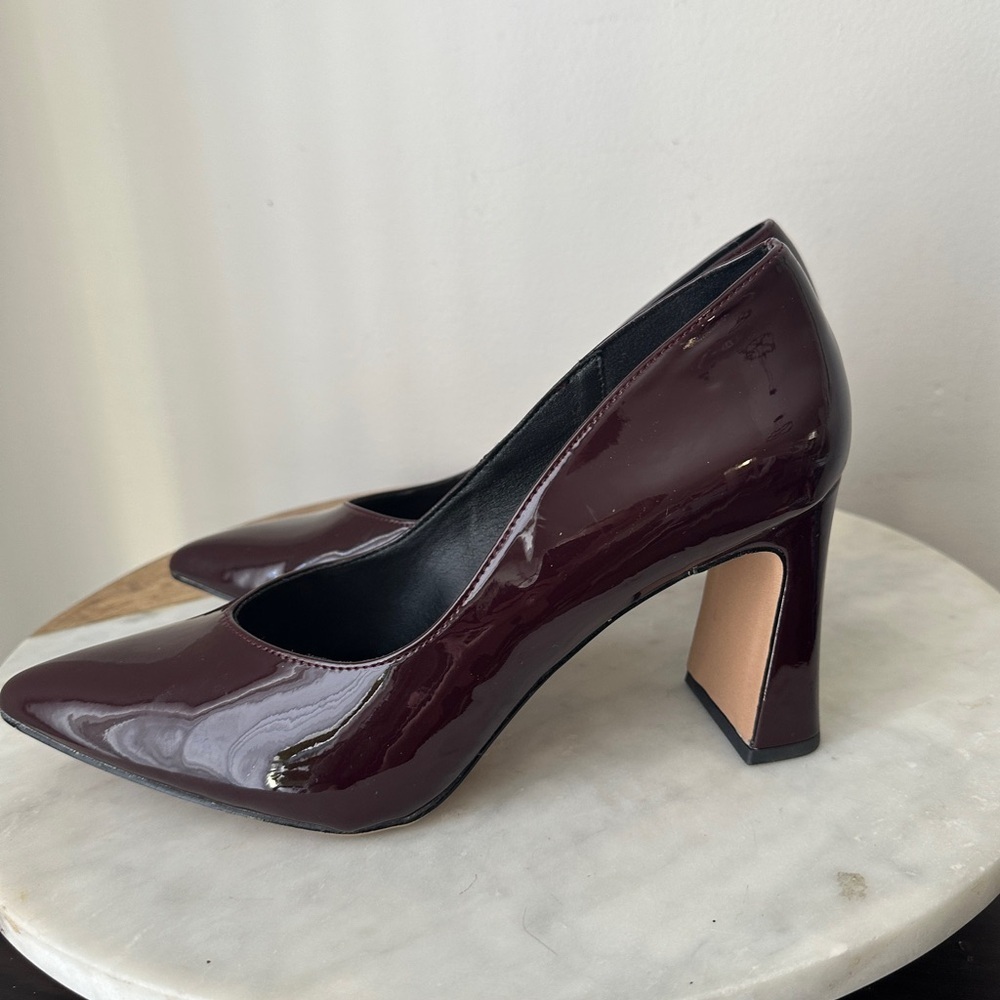 Michael Shannon Womens Jenelle Burgundy shiny Heel Pumps size 10